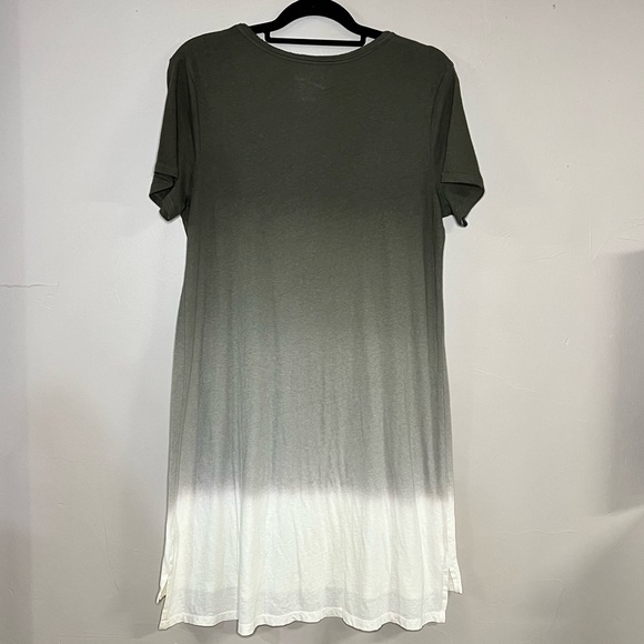 Green Ombré T-Shirt Dress NWT Universal Threads Size Large - Picture 2 of 5